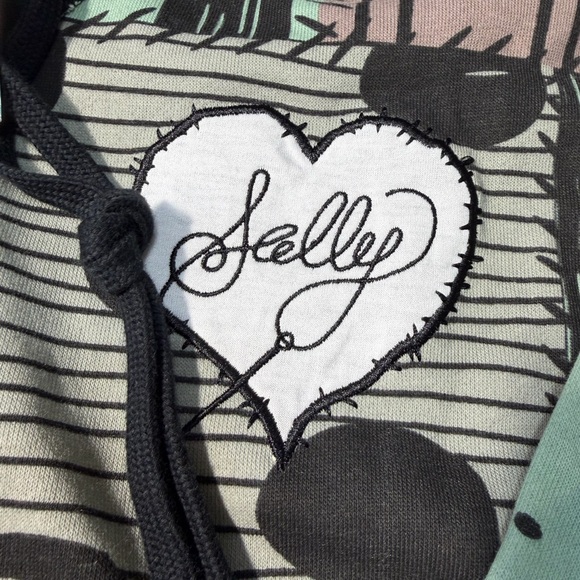 Disney’s Nightmare before Christmas Sally Patchwork Graphic Hoodie NWT size S - Picture 3 of 3